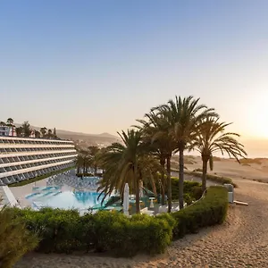 https://santa-monica-suites.in-canary-islands.com